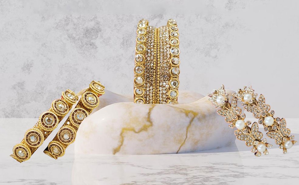 Manufacturers, Wholesalers, and Exporters of Metal Bangles